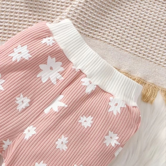 SALE Pink Floral Matching Set - Picture 3 of 3